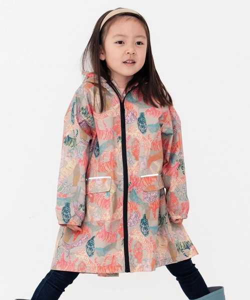 KiU（キウ）の「KiU/キウ 　KIDS RAIN CPAT（レインコート/ポンチョ・キッズ・ブラック系その他3/その他1/ブルー系その他/その他5・LARGE/MEDIUM）」の4枚目の写真