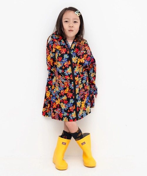 KiU（キウ）の「KiU/キウ 　KIDS RAIN CPAT（レインコート/ポンチョ・キッズ・ブラック系その他3/その他1/ブルー系その他/その他5・LARGE/MEDIUM）」の5枚目の写真
