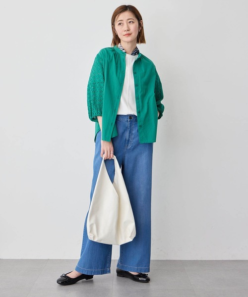 Petit Honfleur（プチオンフルール）の「レーススリーブブラウス（シャツ/ブラウス・レディース・ホワイト/ネイビー/グリーン・11号/9号）」の17枚目の写真