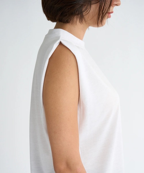 ROXY（ロキシー）の「SWAY IN THE MORNING /ロキシーロゴワンポイントノースリーブトップス（Tシャツ/カットソー・レディース・オレンジ/ホワイト/ブラック・LARGE/MEDIUM/SMALL）」の10枚目の写真