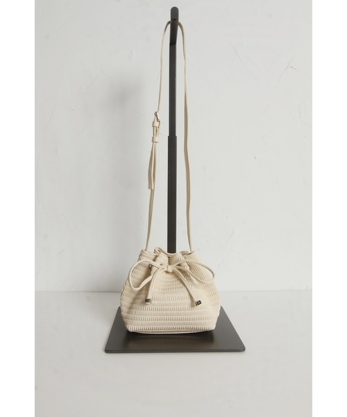 &. NOSTALGIA(アンドドットノスタルジア)の「【ZOZO限定】メッシュリボンショルダーバッグ(ショルダーバッグ・レディース・アイボリー/ブラック・FREE)」の8枚目の写真