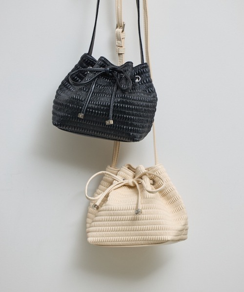 &. NOSTALGIA(アンドドットノスタルジア)の「【ZOZO限定】メッシュリボンショルダーバッグ(ショルダーバッグ・レディース・アイボリー/ブラック・FREE)」の4枚目の写真