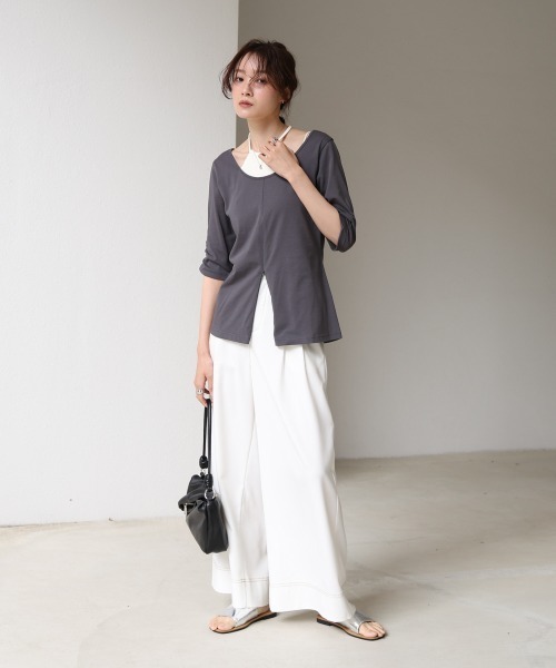 Bab(バブ)の「レイヤード風フロントジップトップス(Tシャツ/カットソー・レディース・ブラウン/オフホワイト/チャコールグレー・FREE)」の5枚目の写真