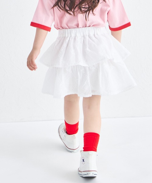 pairmanon(ペアマノン)の「フラワーレース ティアードスカッツ(スカート・キッズ・ホワイト/ブラック・90/150/140/100/110/120/130)」の22枚目の写真