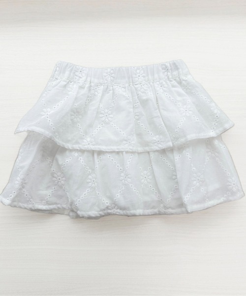 pairmanon(ペアマノン)の「フラワーレース ティアードスカッツ(スカート・キッズ・ホワイト/ブラック・90/150/140/100/110/120/130)」の15枚目の写真