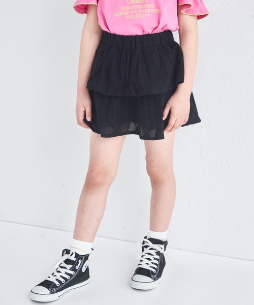 pairmanon(ペアマノン)の「フラワーレース ティアードスカッツ(スカート・キッズ・ホワイト/ブラック・90/150/140/100/110/120/130)」の10枚目の写真