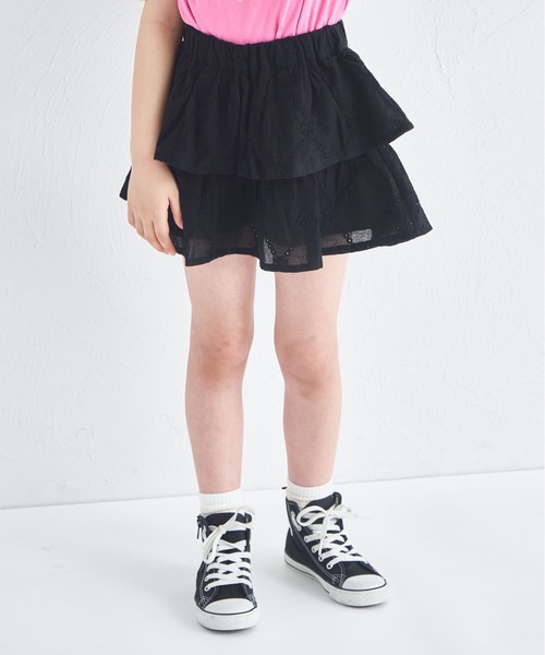 pairmanon(ペアマノン)の「フラワーレース ティアードスカッツ(スカート・キッズ・ホワイト/ブラック・90/150/140/100/110/120/130)」の9枚目の写真