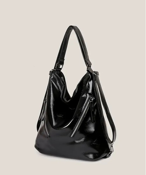 LA VORAGINE(ラ ヴォラジネ)の「アウトポケット3wayバックパック/ショルダーバッグ(ショルダーバッグ・レディース・ブラック/シルバー・FREE)」の5枚目の写真