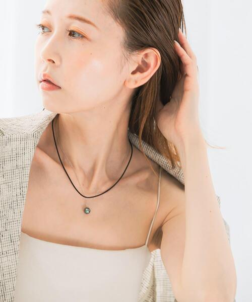 URBAN RESEARCH ROSSO WOMEN(アーバンリサーチ ロッソ)の「Favorible Black Pearl Combi Necklace(ネックレス・レディース・シルバー系その他・FREE)」の2枚目の写真