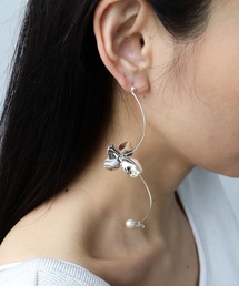 メタルフラワーラセンピアス