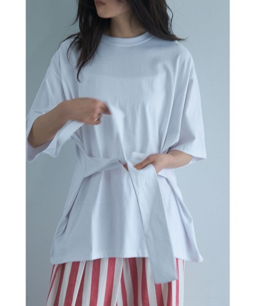 marjour(マージュール)の「WAIST TIE OVER TEE(Tシャツ/カットソー・レディース・ブラック/オフホワイト・M)」の13枚目の写真