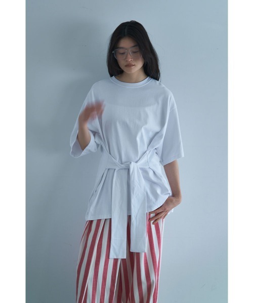 marjour(マージュール)の「WAIST TIE OVER TEE(Tシャツ/カットソー・レディース・ブラック/オフホワイト・M)」の19枚目の写真