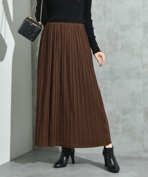 INTERPLANET（インタープラネット）の「シアーマンスドットプリーツナロースカート（スカート・レディース・ブラック/ブラウン・FREE）」の2枚目の写真