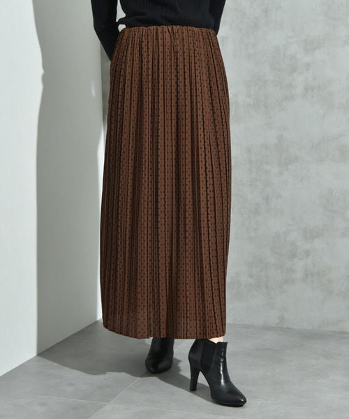 INTERPLANET（インタープラネット）の「シアーマンスドットプリーツナロースカート（スカート・レディース・ブラック/ブラウン・FREE）」の9枚目の写真