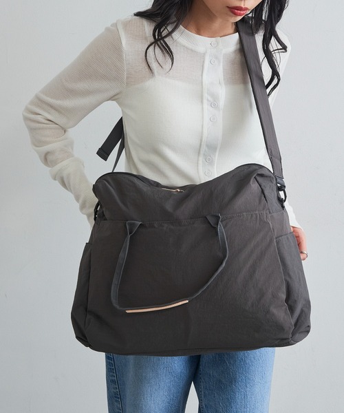 EARTH MADE(アースメイド)の「【EARTH MADE】11POCKET INSIDE PRINT BOSTON BAG(ボストンバッグ・レディース・ブラック/チャコールグレー/ベージュ/ネイビー/ブラウン・FREE)」の2枚目の写真