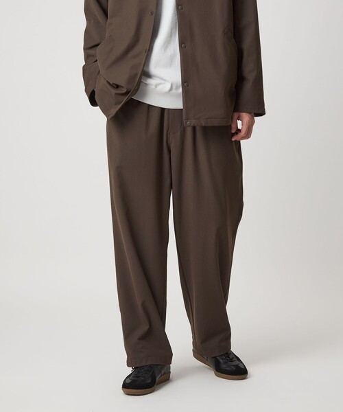 green label relaxing（グリーンレーベルリラクシング）の「FREELITCH ワイド イージーパンツ W3 -ストレッチ-（その他パンツ・メンズ・ダークブラウン/ブラック/ダークグレー・S/M/L/XL）」の4枚目の写真