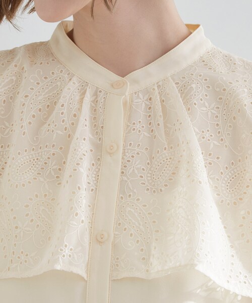grove（グローブ）の「透け感と刺繍で魅せる　ペイズリー刺繍ケープブラウス（シャツ/ブラウス・レディース・アイボリー/ブルー系その他/ボルドー/ブラック・02/03/01/05/04）」の11枚目の写真