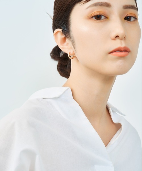 Jewel closet by L&Co.(ジュエルクローゼットバイエルアンドコー)の「K10 フープ ピアス(ピアス(両耳用)・レディース・ゴールド系2/ゴールド系1・FREE)」の14枚目の写真