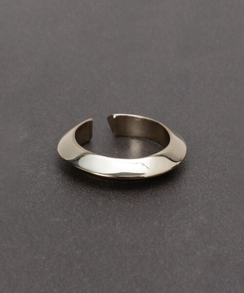 THE SHOP TK （ザ ショップ ティーケー ）の「トライアングルパターンリング（リング・メンズ・ゴールド/シルバー・00）」の2枚目の写真