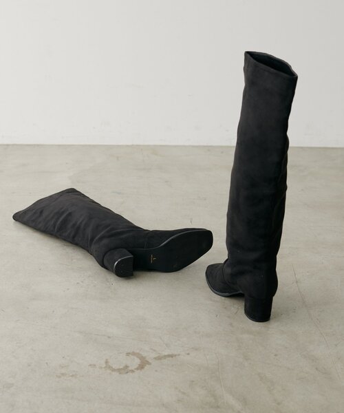 natural couture(ナチュラルクチュール)の「スウェードロングブーツ(ブーツ・レディース・モカ/ブラック・MEDIUM/LARGE)」の18枚目の写真