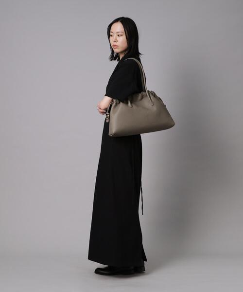 TOFF&LOADSTONE（トフアンドロードストーン）の「【LEE 11月号掲載】Chou chou（シュシュ）L（ハンドバッグ・レディース・ブラウン系その他2/ホワイト系/ブラック・00）」の6枚目の写真