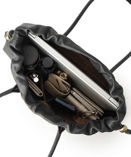 TOFF&LOADSTONE（トフアンドロードストーン）の「【LEE 11月号掲載】シュシュ（L）（ハンドバッグ・レディース・ブラウン系その他2/ホワイト系/ブラック・00）」の15枚目の写真