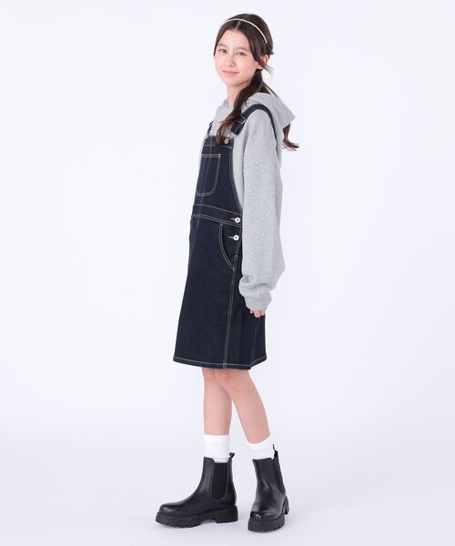 SHIPS(シップス)の「SHIPS KIDS:140~150cm /デニム オーバーオール スカート(スカート・キッズ・ネイビー・140/150)」の17枚目の写真