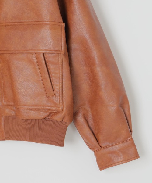 B.C STOCK（ベーセーストック）の「フェイクレザー A-2 ブルゾン（ブルゾン・メンズ・ブラック/キャメル/ブラウン・LARGE/MEDIUM）」の13枚目の写真