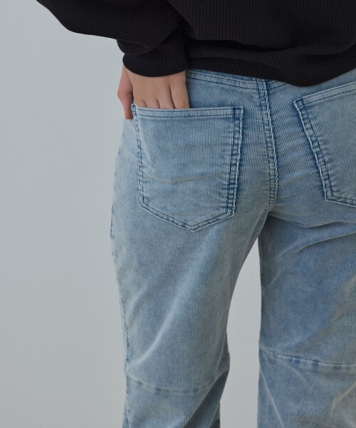 GRACE CONTINENTAL(グレースコンチネンタル)の「コーデュロイフレアパンツ(その他パンツ・レディース・ボルドー/ブルー・34/36/38)」の11枚目の写真