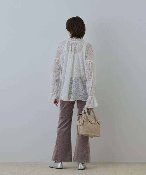 GRACE CONTINENTAL(グレースコンチネンタル)の「コーデュロイフレアパンツ(その他パンツ・レディース・ボルドー/ブルー・34/36/38)」の15枚目の写真