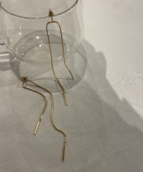 AIC.（エーアイシー）の「【再入荷】ロングチェーンピアス（ピアス（両耳用）・レディース・シルバー/ゴールド・FREE）」の2枚目の写真