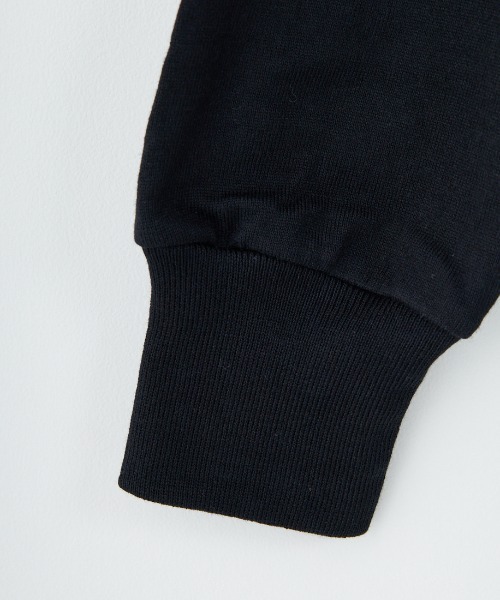 HANES（ヘインズ）の「[HANES/ヘインズ] 1P KURO クルーネックロングスリーブＴシャツ（Tシャツ/カットソー・レディース・ブラック・S/M/L/XL）」の13枚目の写真