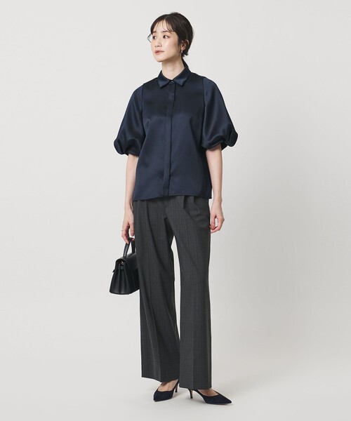 UNITED ARROWS（ユナイテッドアローズ）の「サテン バルーン ブラウス‐ウォッシャブル‐（シャツ/ブラウス・レディース・ブラック/ネイビー・FREE）」の4枚目の写真