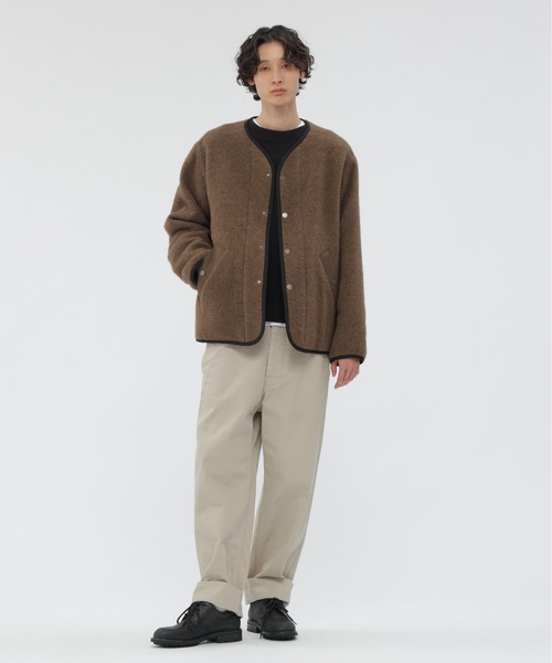 MHL.（エムエイチエル）の「SOFT WOOL FLEECE（ブルゾン・メンズ・ブラック/カーキ・LARGE/MEDIUM/SMALL）」の8枚目の写真