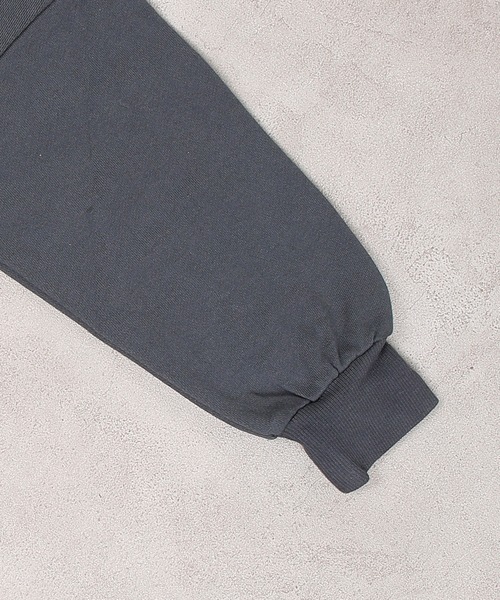 MARKEY'S(マーキーズ)の「【ルパン三世】別注プリントトレーナー(スウェット・キッズ・ブラック/チャコール/レッド/ブラウン/エメラルド/オフホワイト・150/140/120/110/100/90/80/130)」の13枚目の写真