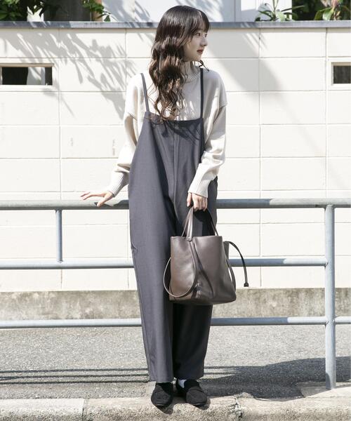 ITEMS URBANRESEARCH(アイテムズ アーバンリサーチ)の「ルーズサロペット(サロペット/オーバーオール・レディース・チャコールグレー/ブラウン・FREE)」の16枚目の写真