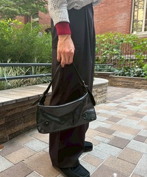 AUREN（オーレン）の「【ユニセックス】合皮ショルダーバッグ（ショルダーバッグ・メンズ）」