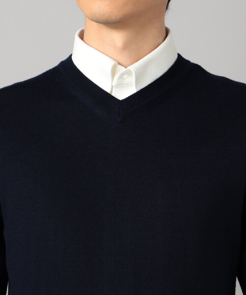 COMME CA MEN（コムサメン）の「「FILIVIVI」天竺Vネックニット（ニット/セーター・メンズ・グレー/ネイビー・L/M）」の6枚目の写真