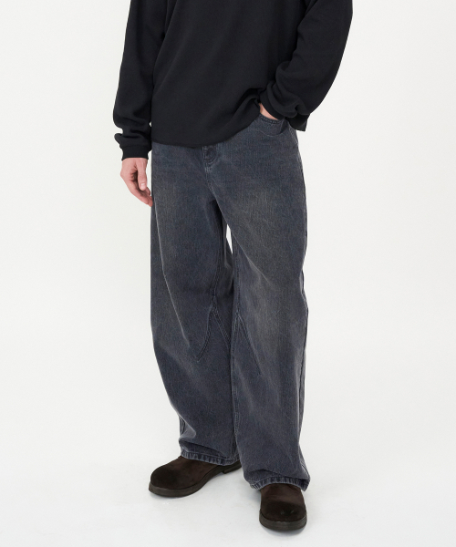 INSILENCE(インサイロンス)の「チェイントウィル バルーンフィットデニムパンツ WASHED BLACK(デニムパンツ・レディース・その他・SMALL/MEDIUM/LARGE)」の1枚目の写真