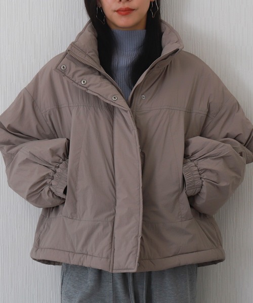 libelle more（リベル モア）の「【高機能中綿】サーモアリーナ (THERMO ARENA)蓄熱ボリュームショートブルゾン 通勤 / 大人カジュアル / ゆったりサイズ / 防寒（ダウンジャケット/コート・レディース・アイボリー/ブラック/オリーブ/ネイビー/モカ・M）」の3枚目の写真