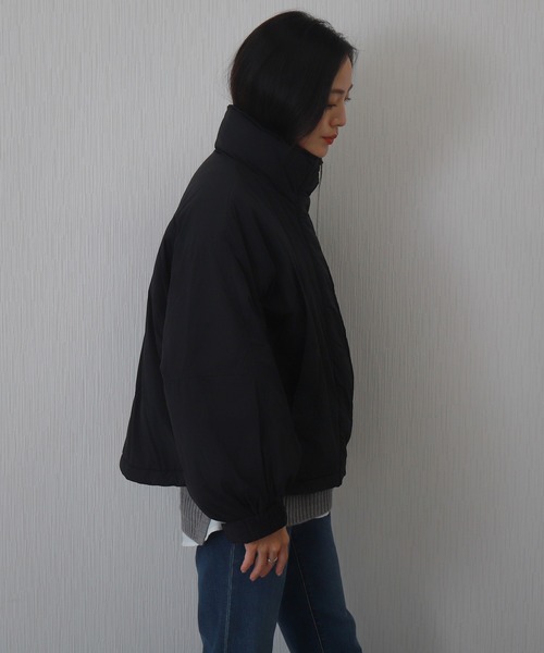 libelle more（リベル モア）の「【高機能中綿】サーモアリーナ (THERMO ARENA)蓄熱ボリュームショートブルゾン 通勤 / 大人カジュアル / ゆったりサイズ / 防寒（ダウンジャケット/コート・レディース・アイボリー/ブラック/オリーブ/ネイビー/モカ・M）」の21枚目の写真