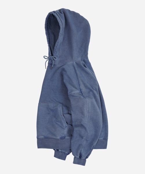 FRIZMWORKS(フリズムワークス)の「OG PIGMENT DYEING HOODY 002 _ BLUE(パーカー・メンズ・その他・LARGE/X-LARGE/SMALL/MEDIUM)」の2枚目の写真