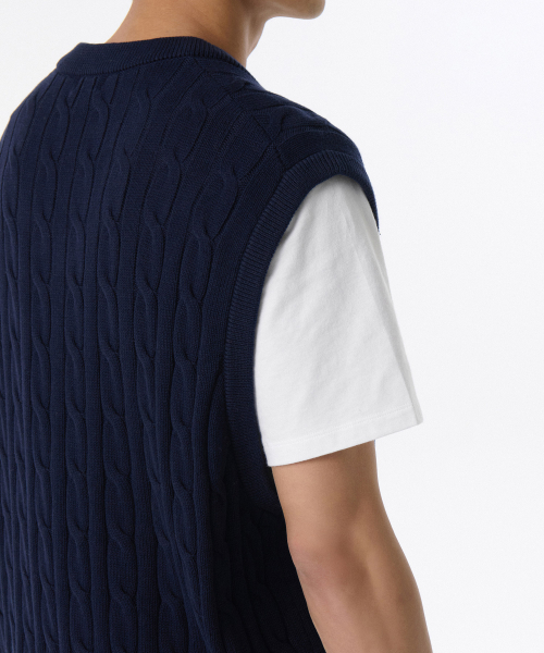 MUSINSA STANDARD（ムシンサスタンダード）の「コットンケーブルVネックニットベスト[ネイビー]（ベスト・メンズ・その他・SMALL/MEDIUM/LARGE/X-LARGE/XX-LARGE）」の5枚目の写真