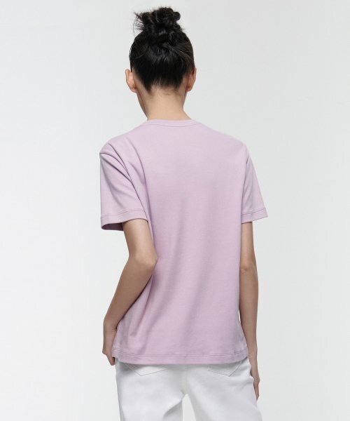 MUSINSA STANDARD WOMAN（ムシンサスタンダードウーマン）の「ウィメンズベーシッククルーネックTシャツ[ライラック]（Tシャツ/カットソー・レディース・その他・SMALL/MEDIUM/LARGE/X-SMALL）」の2枚目の写真