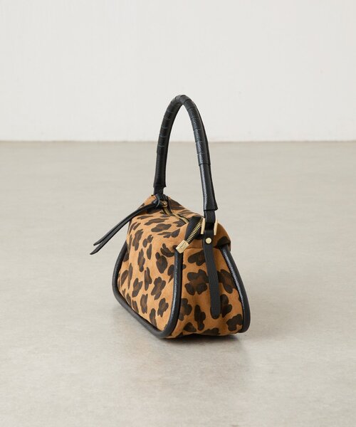 LIVETART(リヴェタート)の「2WAYレザーショルダー(レオパード)(ショルダーバッグ・レディース・ゴールド・FREE)」の7枚目の写真