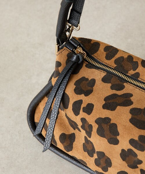 LIVETART(リヴェタート)の「2WAYレザーショルダー(レオパード)(ショルダーバッグ・レディース・ゴールド・FREE)」の10枚目の写真