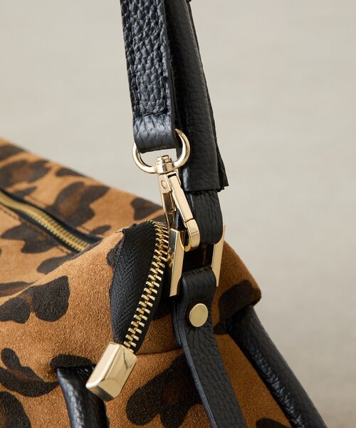 LIVETART(リヴェタート)の「2WAYレザーショルダー(レオパード)(ショルダーバッグ・レディース・ゴールド・FREE)」の13枚目の写真