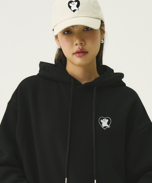 ユニセックス]ベアハート刺繍フードパーカー_ブラック/ブラックロゴ
