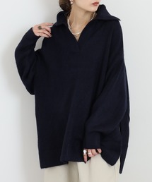 サイドスリット襟付きキーネックニット