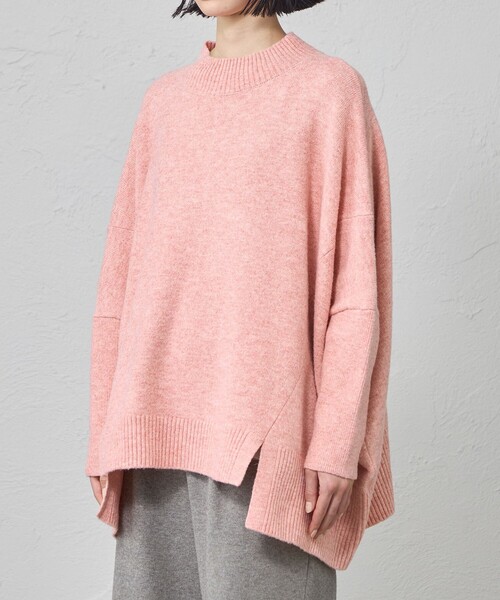 CAST:(キャストコロン)の「【着回し抜群】オーバーサイズタートルネックニット(ニット/セーター・レディース・ピンク系その他2/オフホワイト/ブルー系その他2/ブラウン系その他5・M)」の5枚目の写真